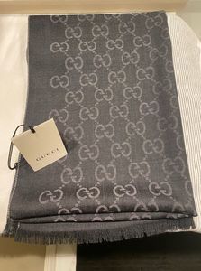 NEW AUTHENTIC GUCCI gg SCARF